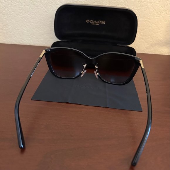 Coach 50028G Black Sunglasses & Case - Picture 6 of 9